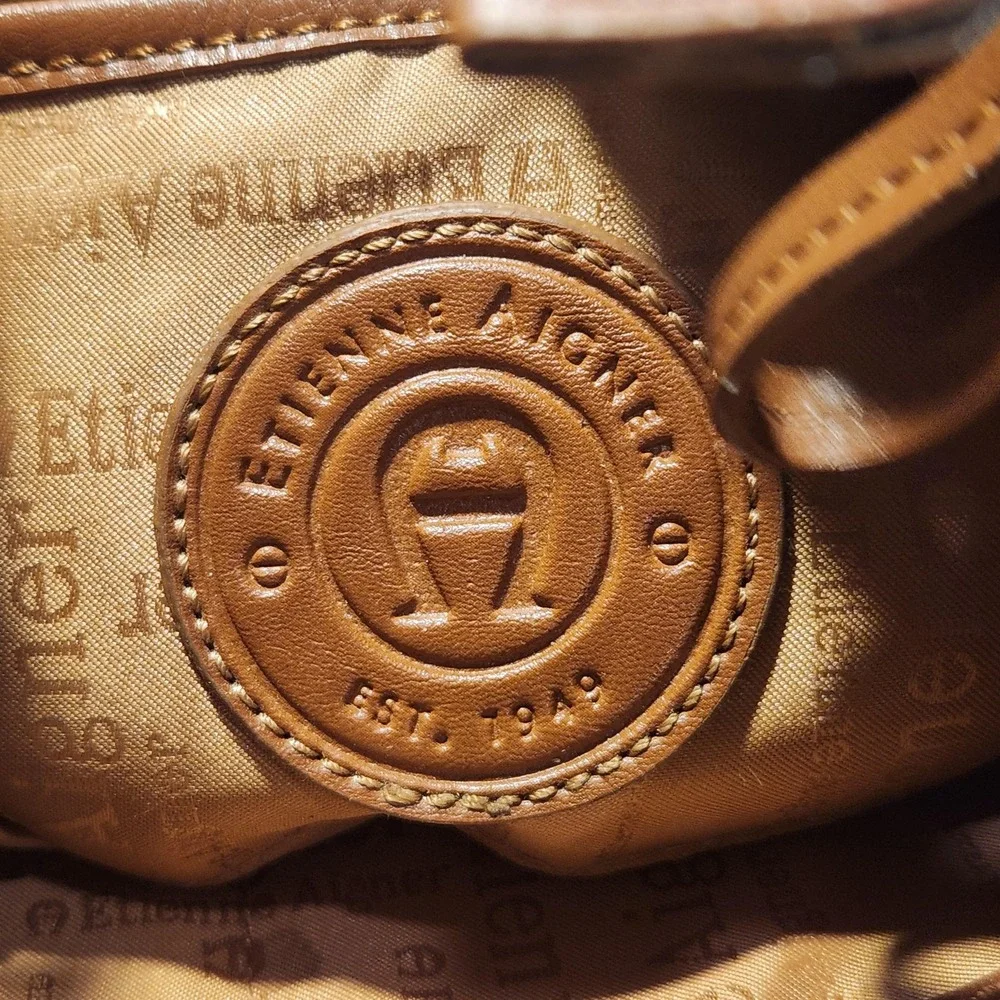 Vintage Etienne Aigner Shoulder‎ Bag Womens Tan Logo Monogram Hobo Purse
